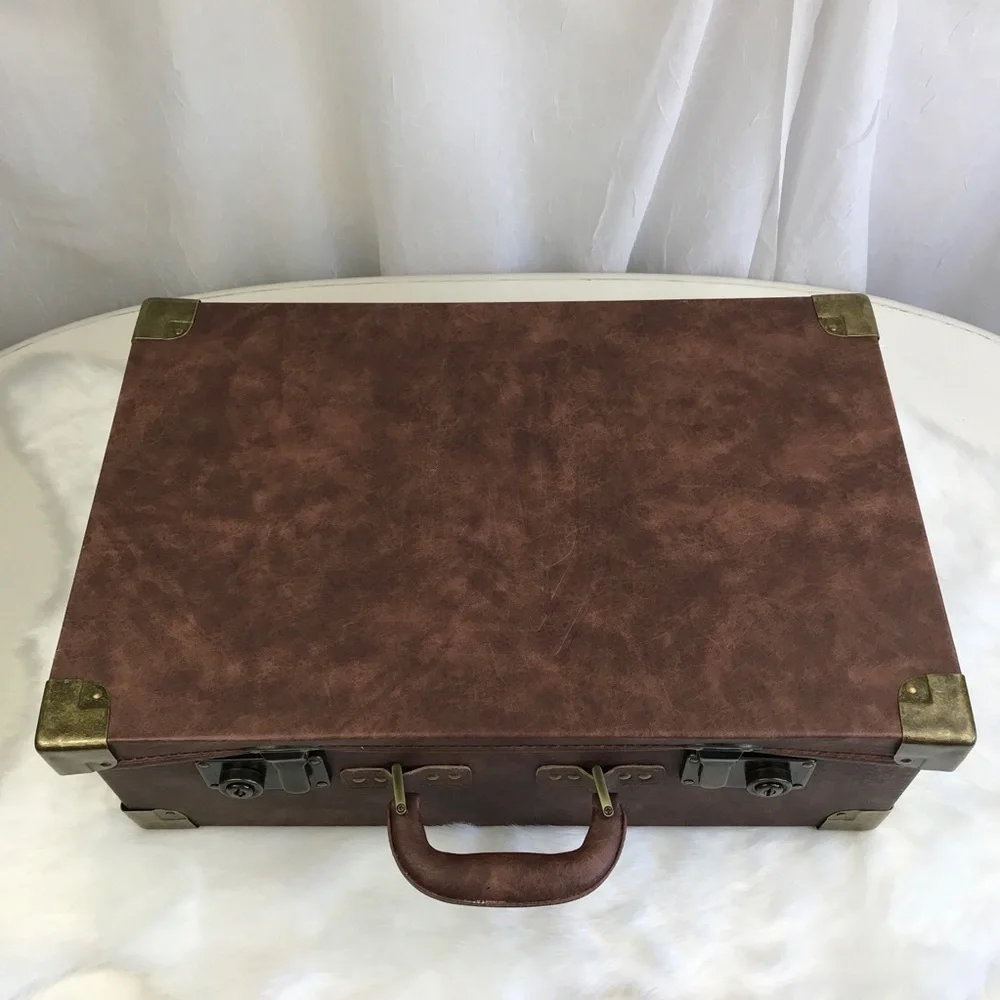 NWT Newt Scamander Fantastic Beasts Full Size Case Harry Potter World Cosplay - Picture 4 of 16